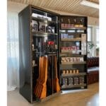 SP99XXL-Raw-Steel-vapenskåp-showroom-regulatorvägen-19