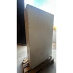 Begagnat-dubbeldörrat-säkerhetsskåp-bakifrån